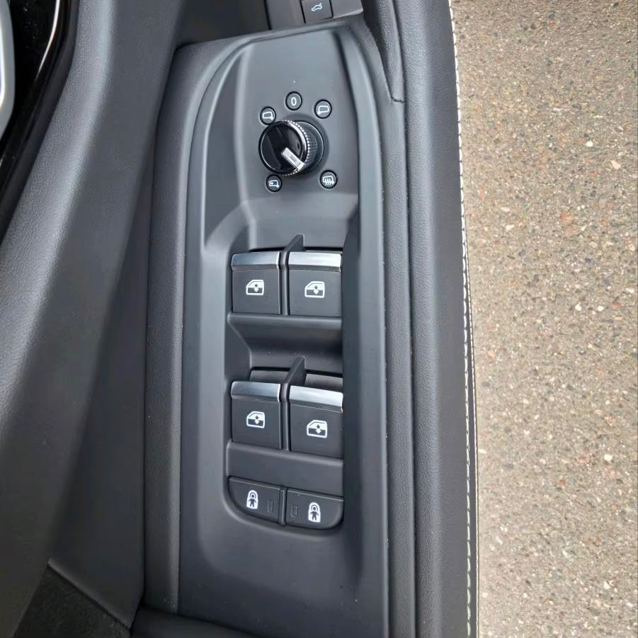 Lamborghini Urus S | 666 PS | MASSAGE/METALLIC/LEDER